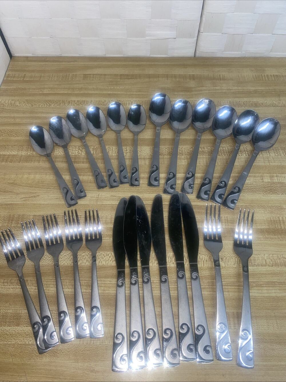 Cambridge Silver Sand Script Pattern Flatware Lot Of 25 Pieces